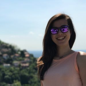Meet your Posher, Makayla